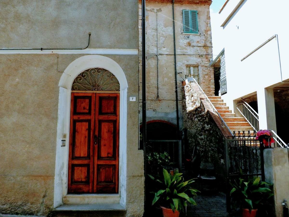 Centralissimo Nel Cuore Del Borgo Suvereto Eksteriør billede